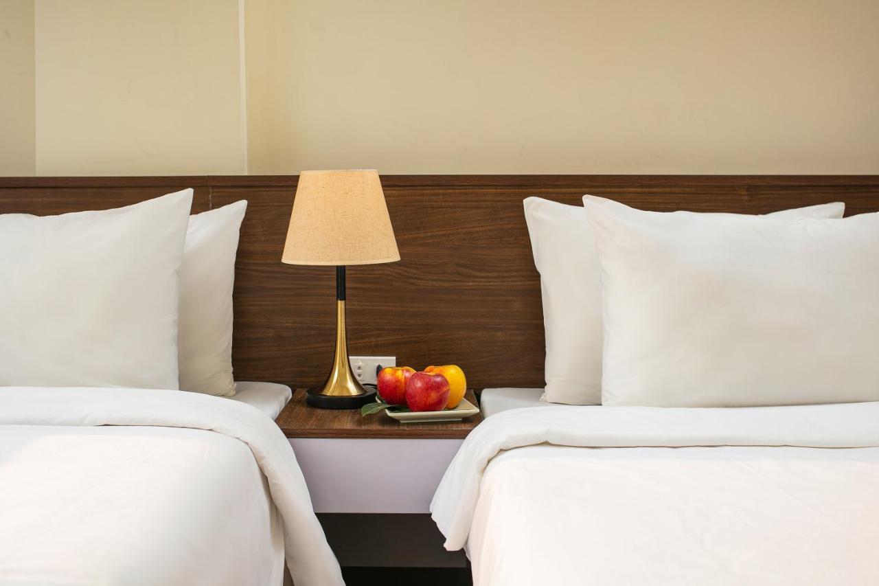 האנוי Queen Cafe Hotel & Pub מראה חיצוני תמונה