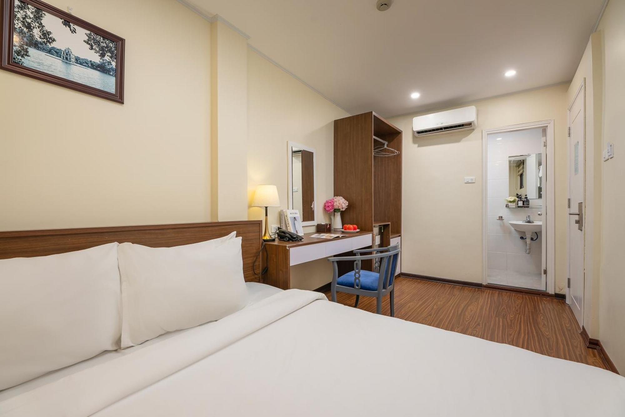 האנוי Queen Cafe Hotel & Pub מראה חיצוני תמונה